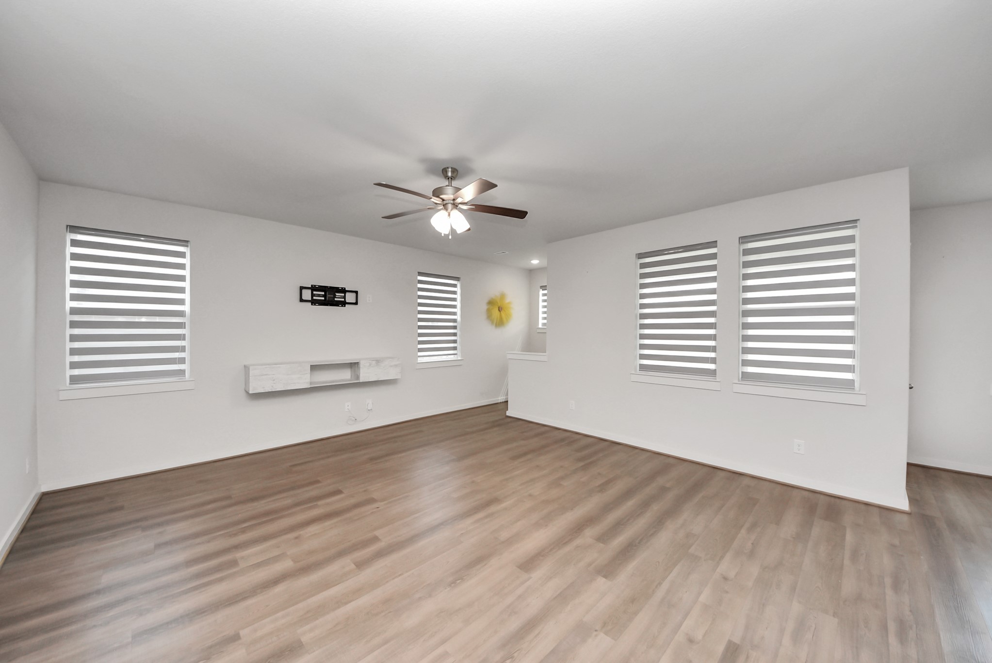 21223 Shore Bluff Drive Property Photo 13
