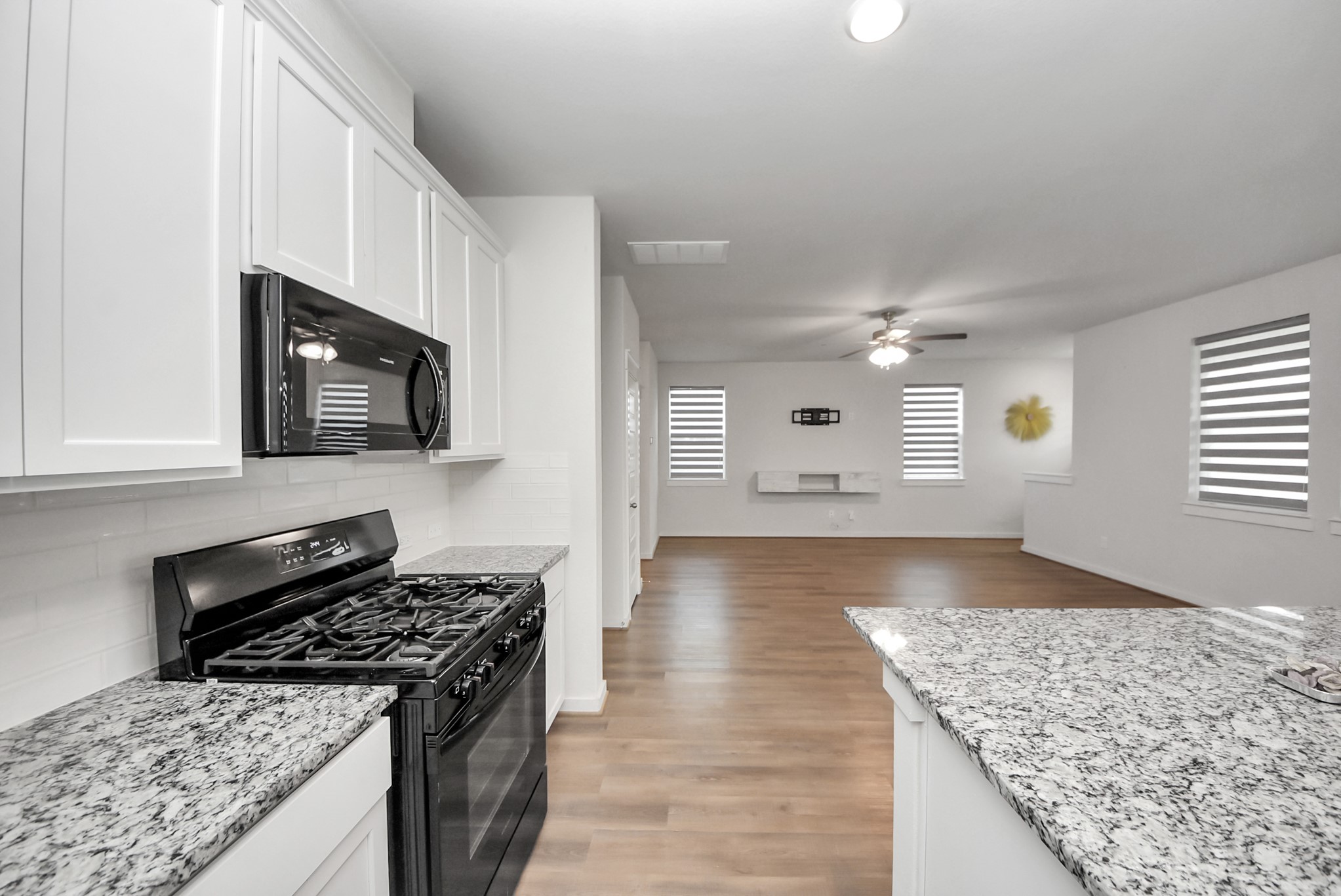 21223 Shore Bluff Drive Property Photo 22