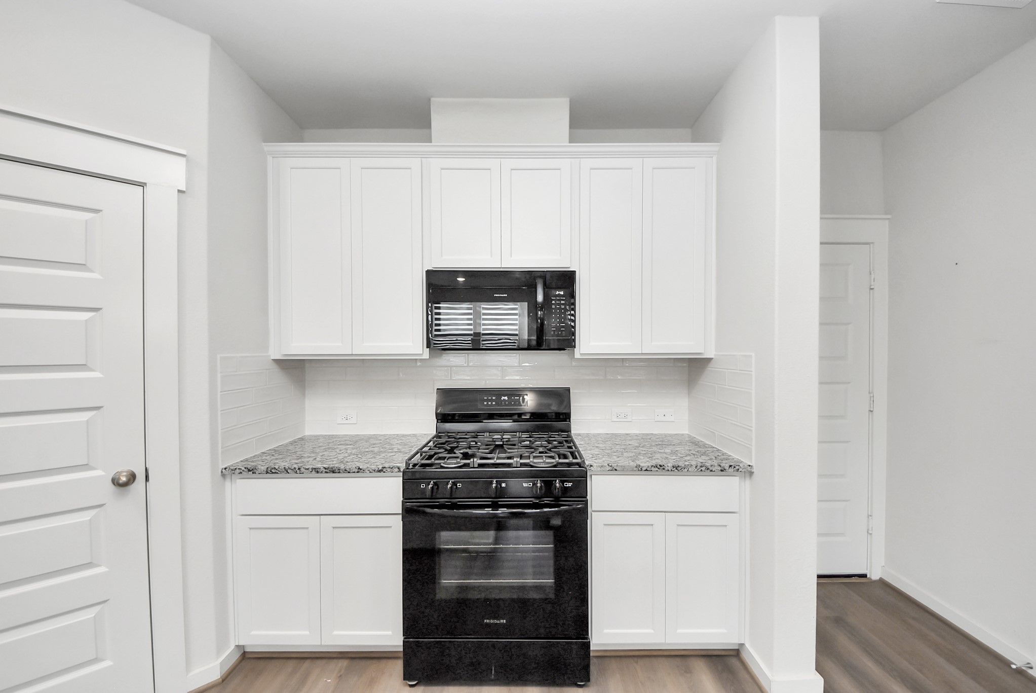 21223 Shore Bluff Drive Property Photo 26