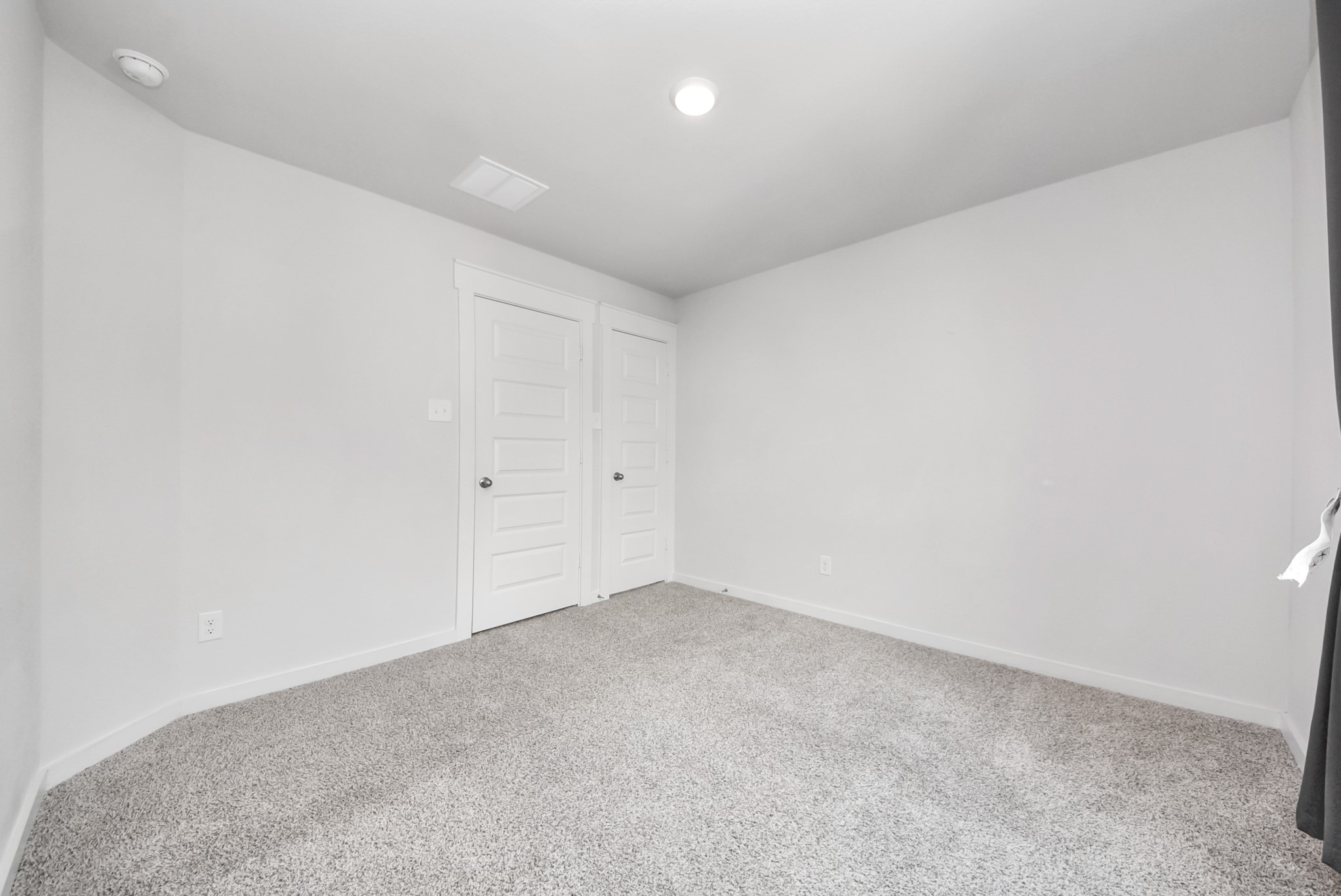 21223 Shore Bluff Drive Property Photo 34