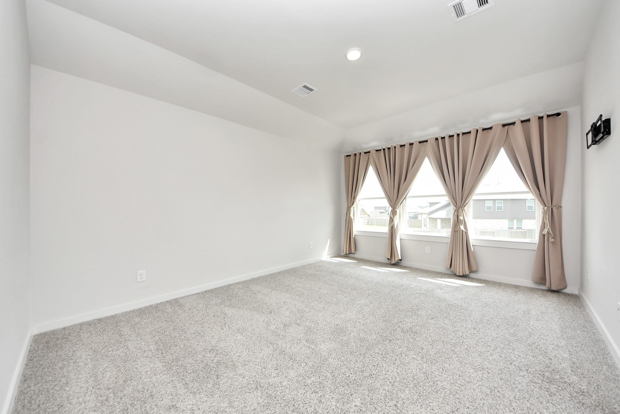 21223 Shore Bluff Drive Property Photo 39