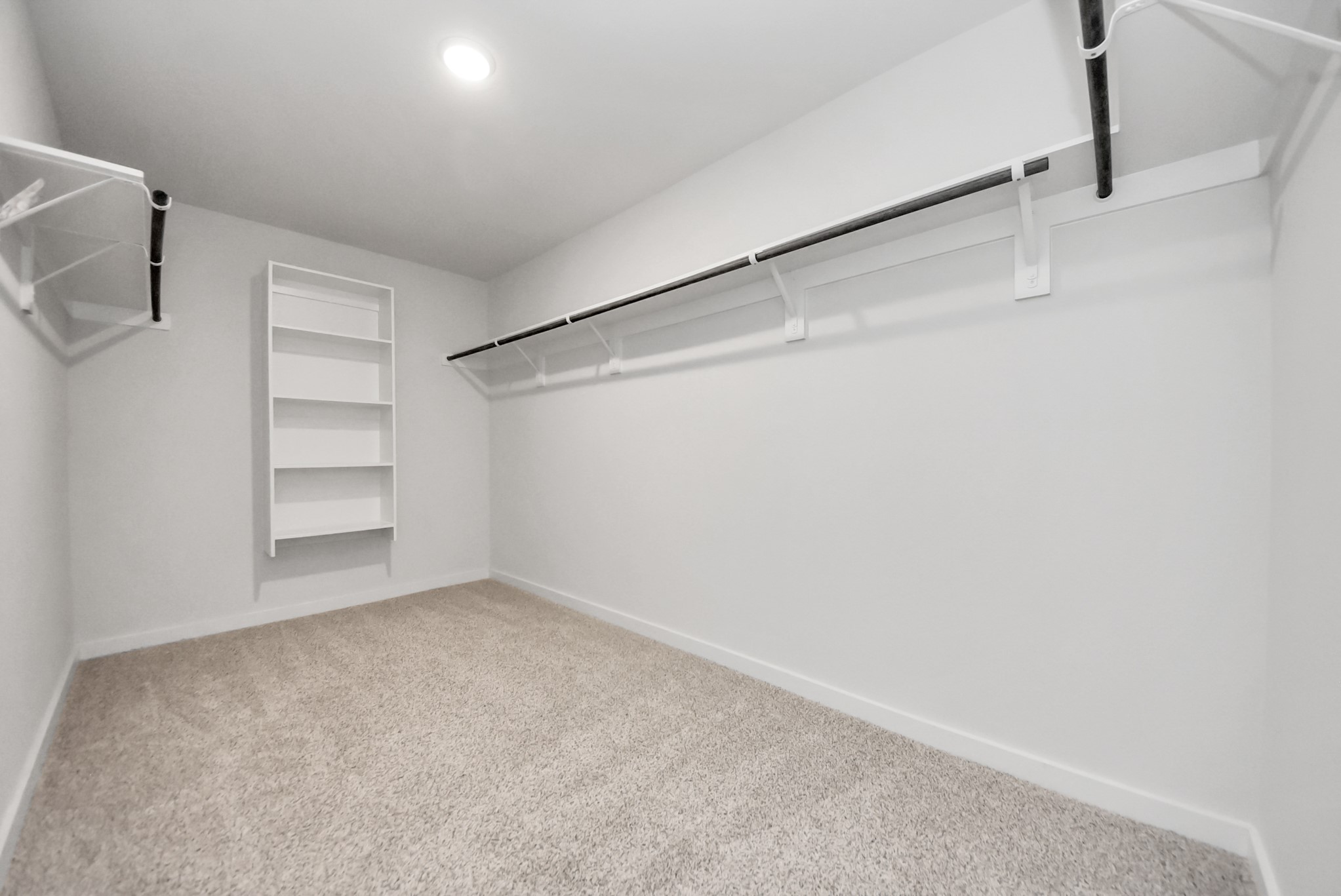 21223 Shore Bluff Drive Property Photo 47