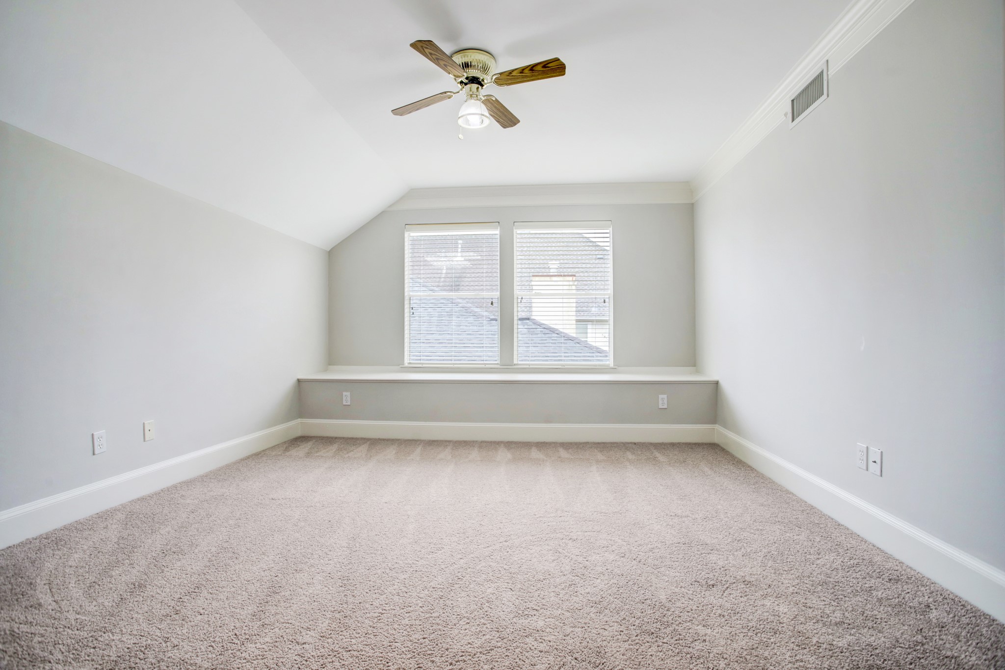 1809 W Clay Street Property Photo 17