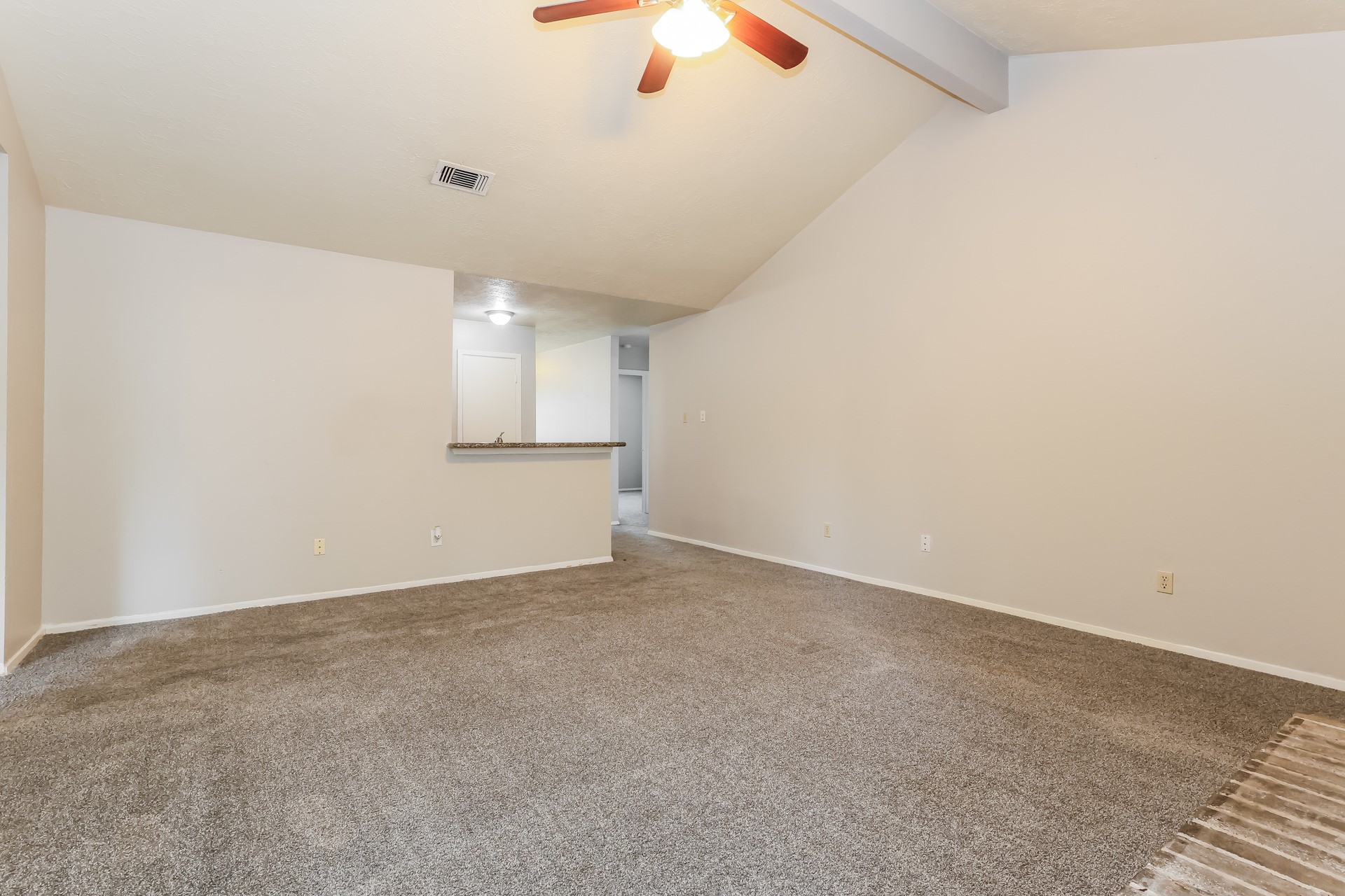 2118 Knollbrook Lane Property Photo 5