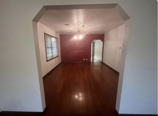 114 Irwin Property Photo 2