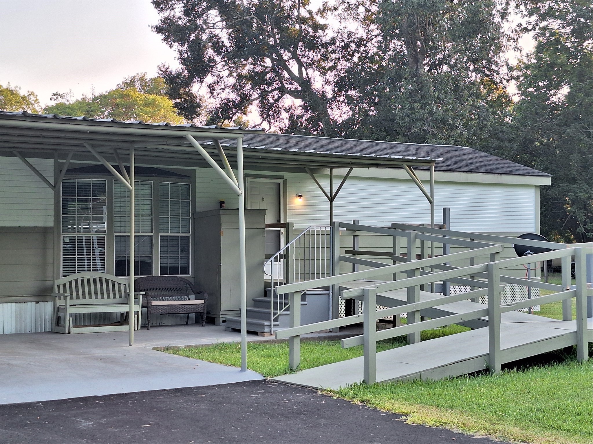 119 County Road 4534 Property Photo 15