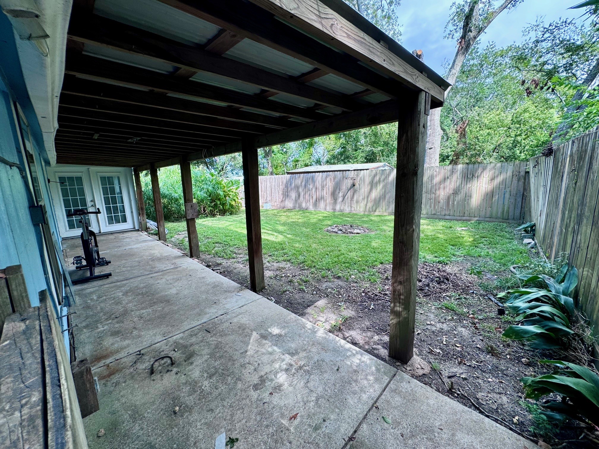 1937 Red Bluff Road Property Photo 6