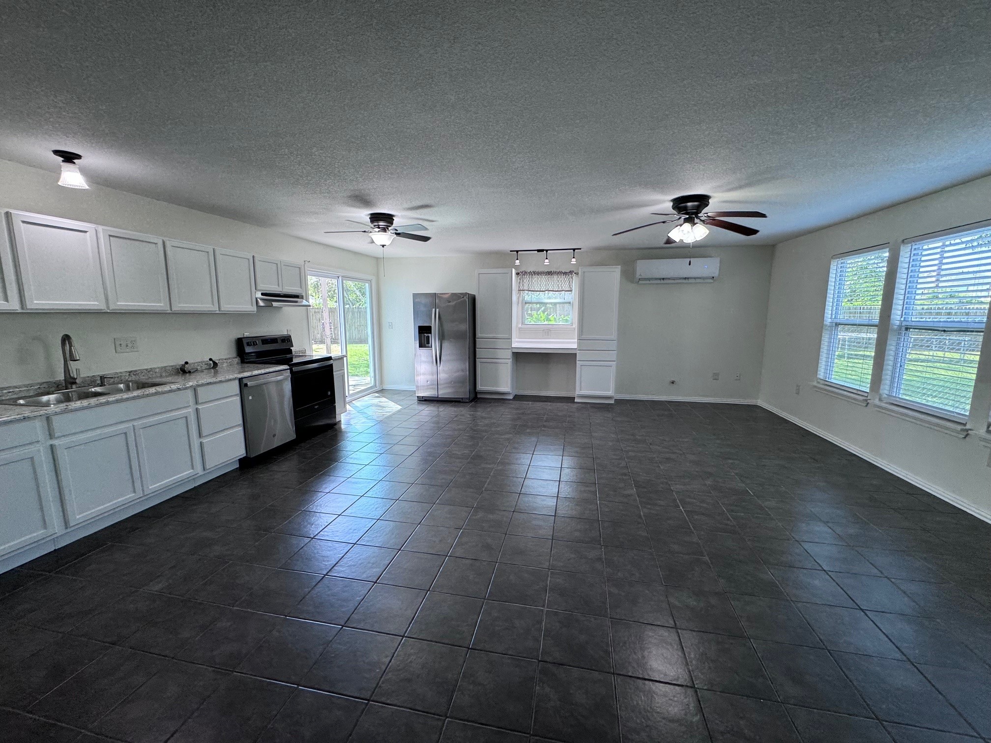 1937 Red Bluff Road Property Photo 11