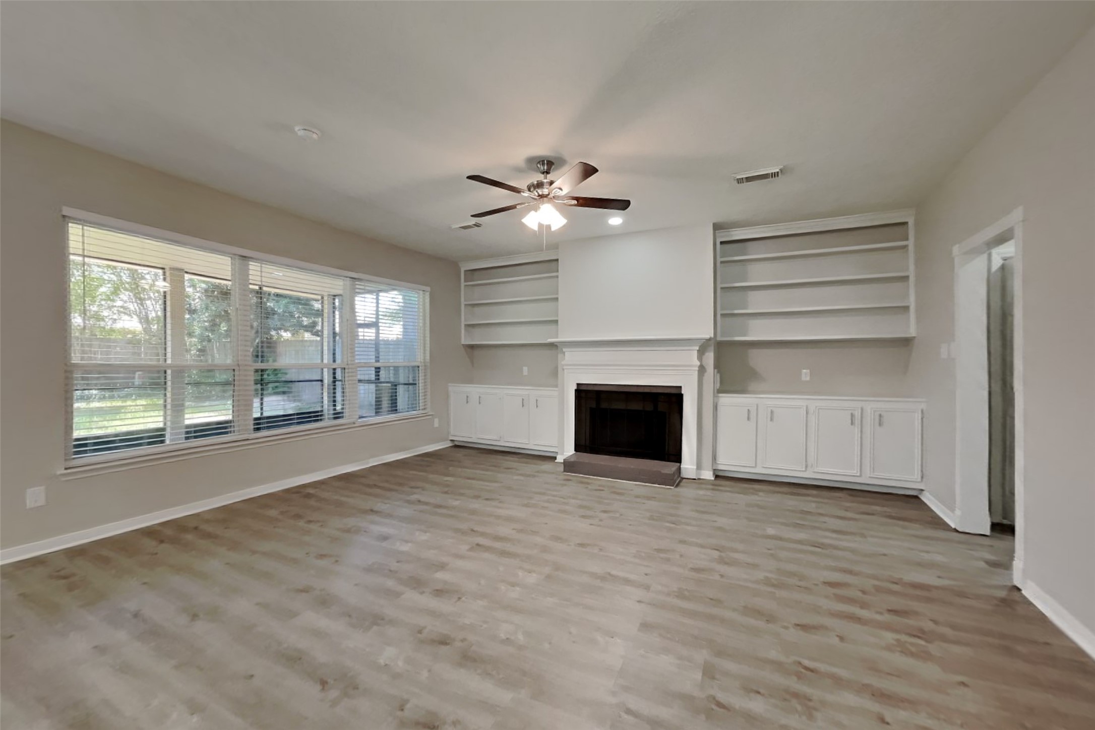 6111 Sparks Valley Court Property Photo 3