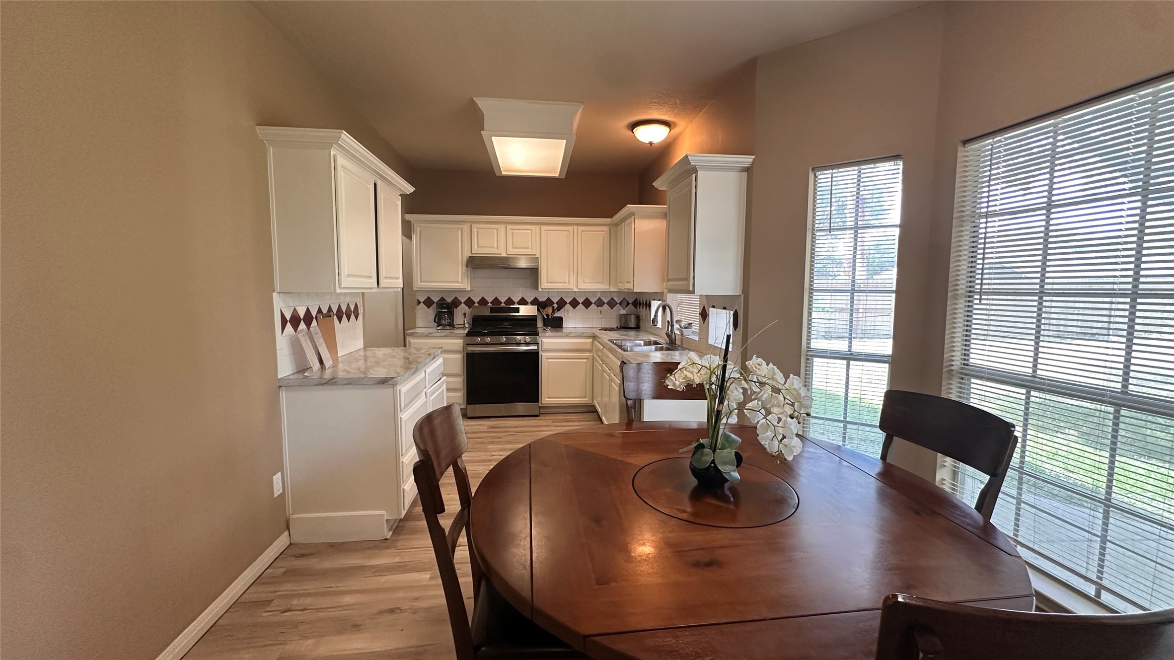 3518 D H Watkins Drive Property Photo 6
