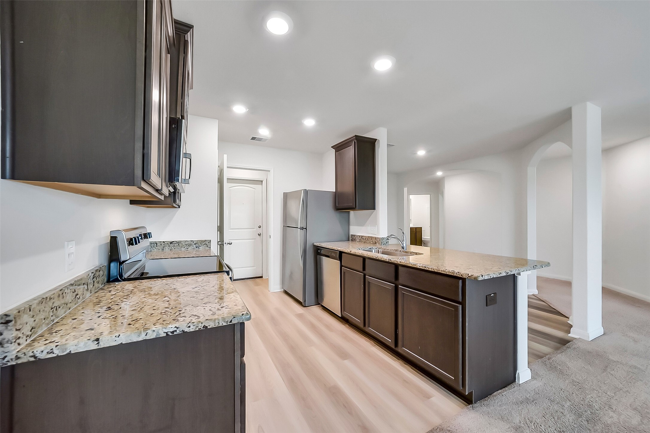 8430 Longshore Slope Road Property Photo 10