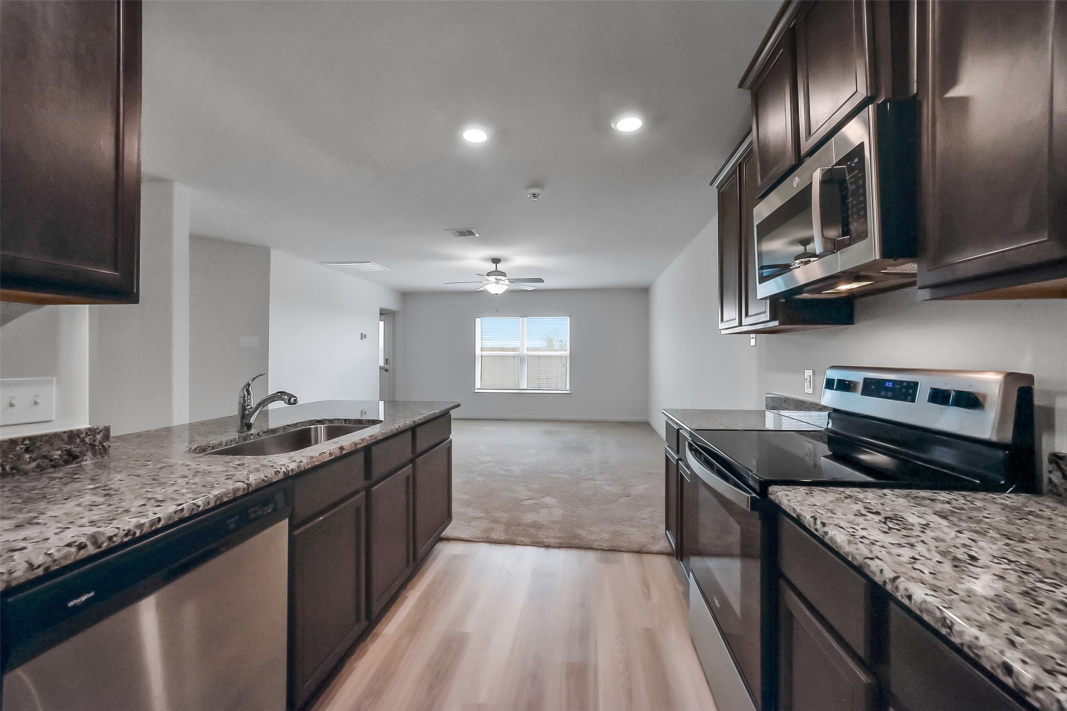 8430 Longshore Slope Road Property Photo 11