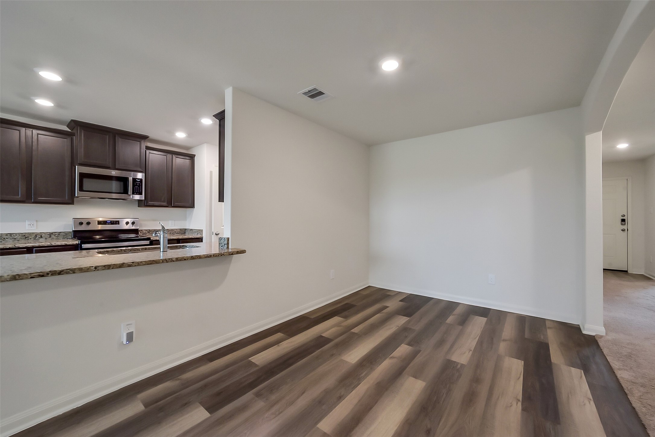 8430 Longshore Slope Road Property Photo 16