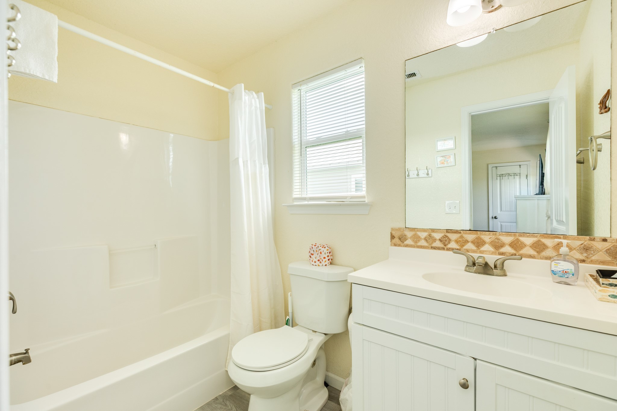 2935 Blue Water Highway Property Photo 26