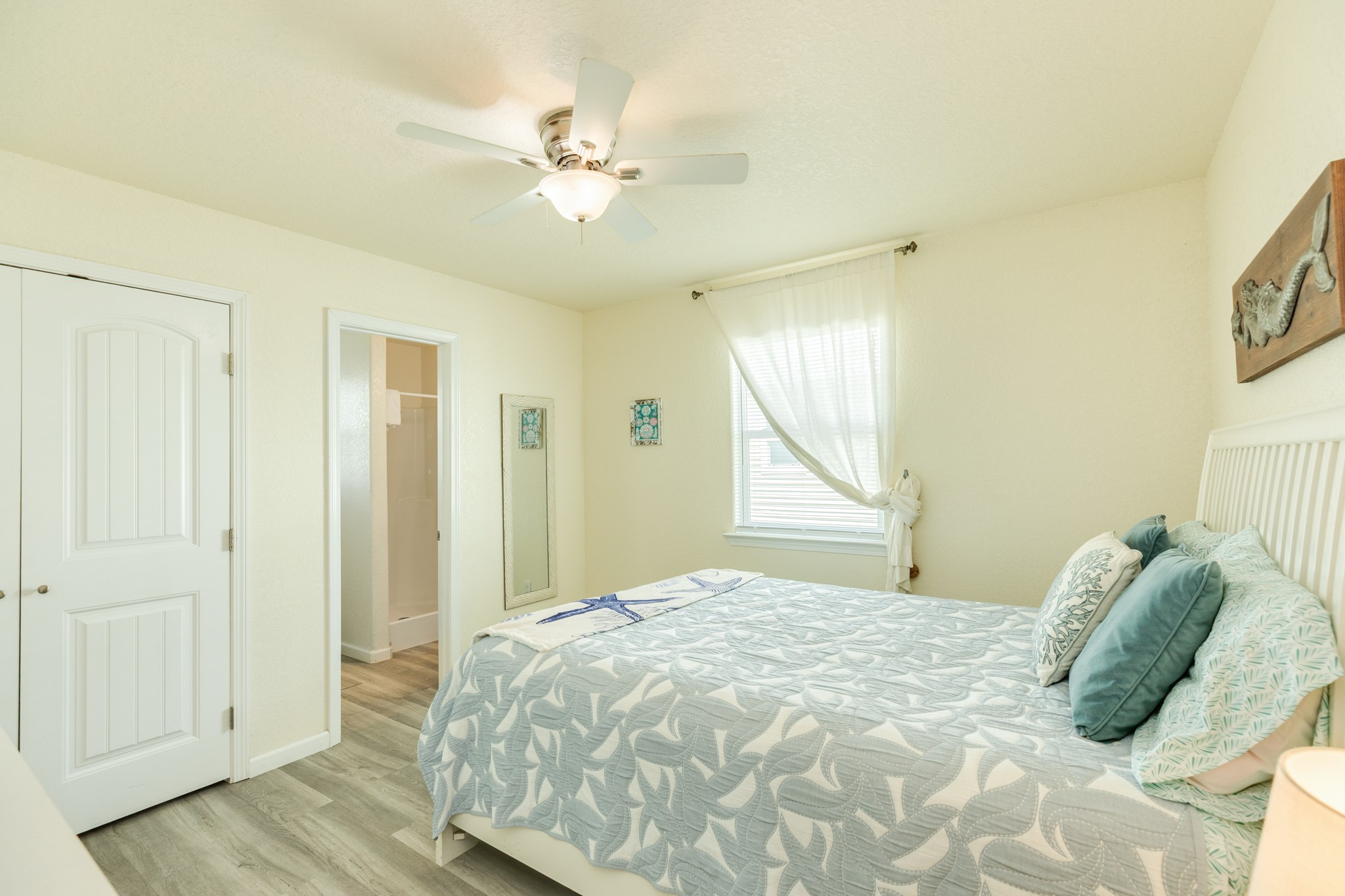 2935 Blue Water Highway Property Photo 28