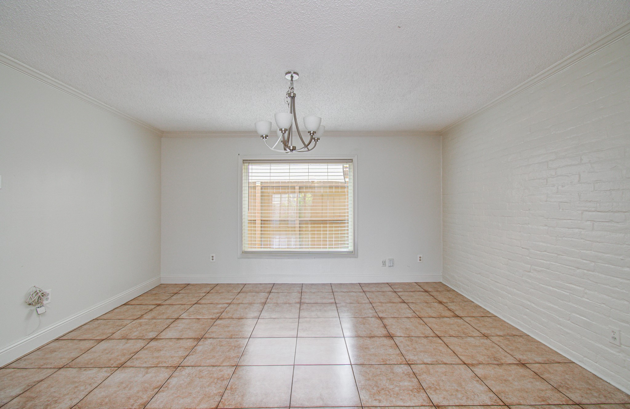 823 S Ripple Creek Drive Property Photo 10