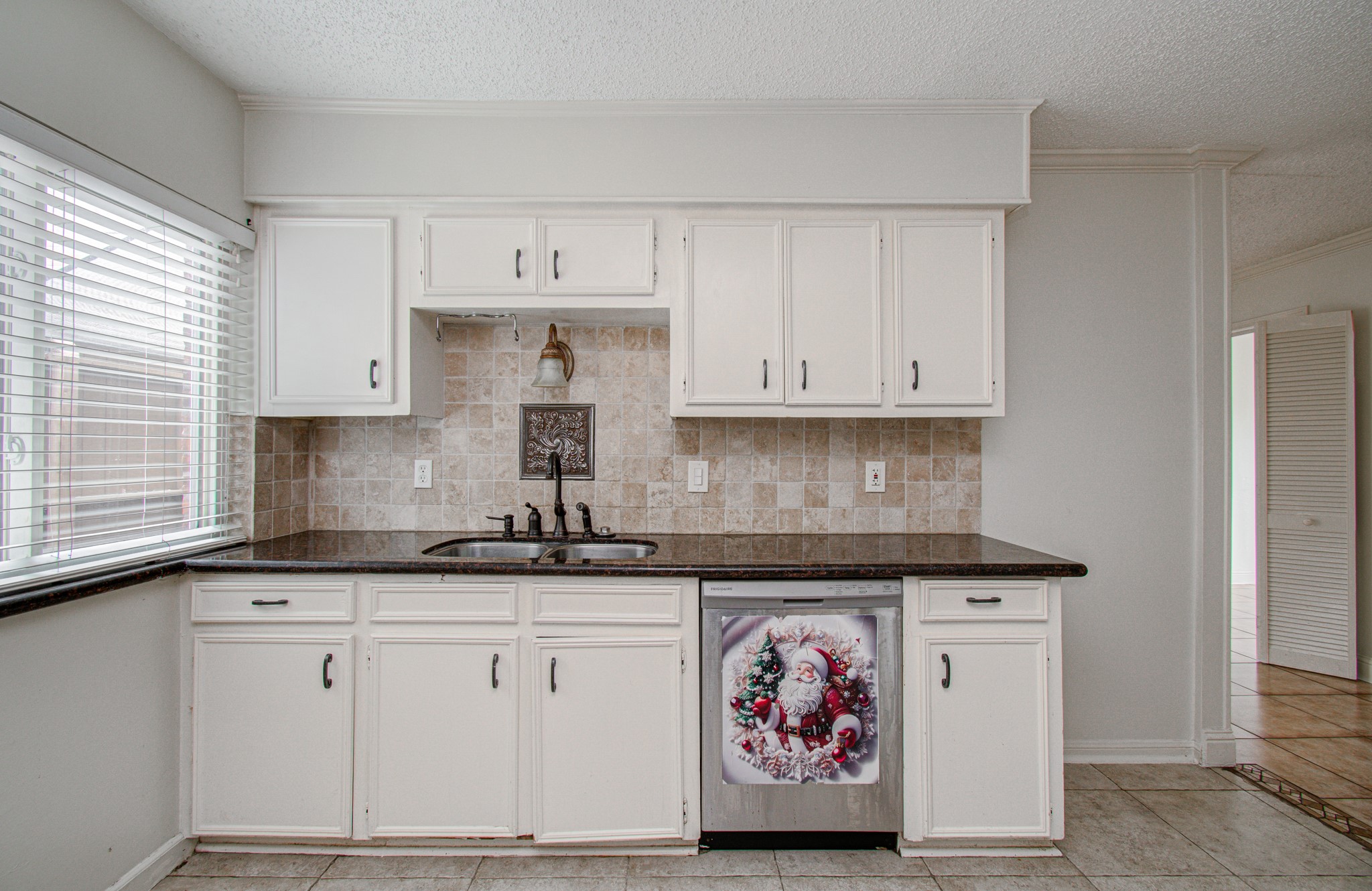 823 S Ripple Creek Drive Property Photo 18
