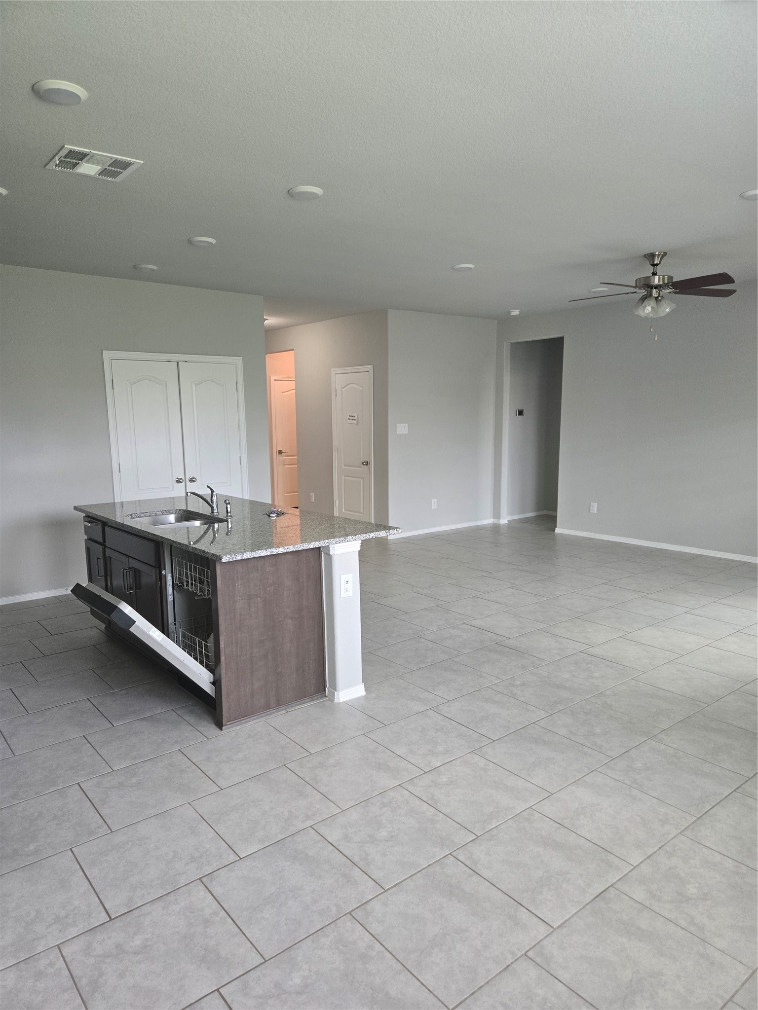 40204 S Hill Pass Property Photo 10