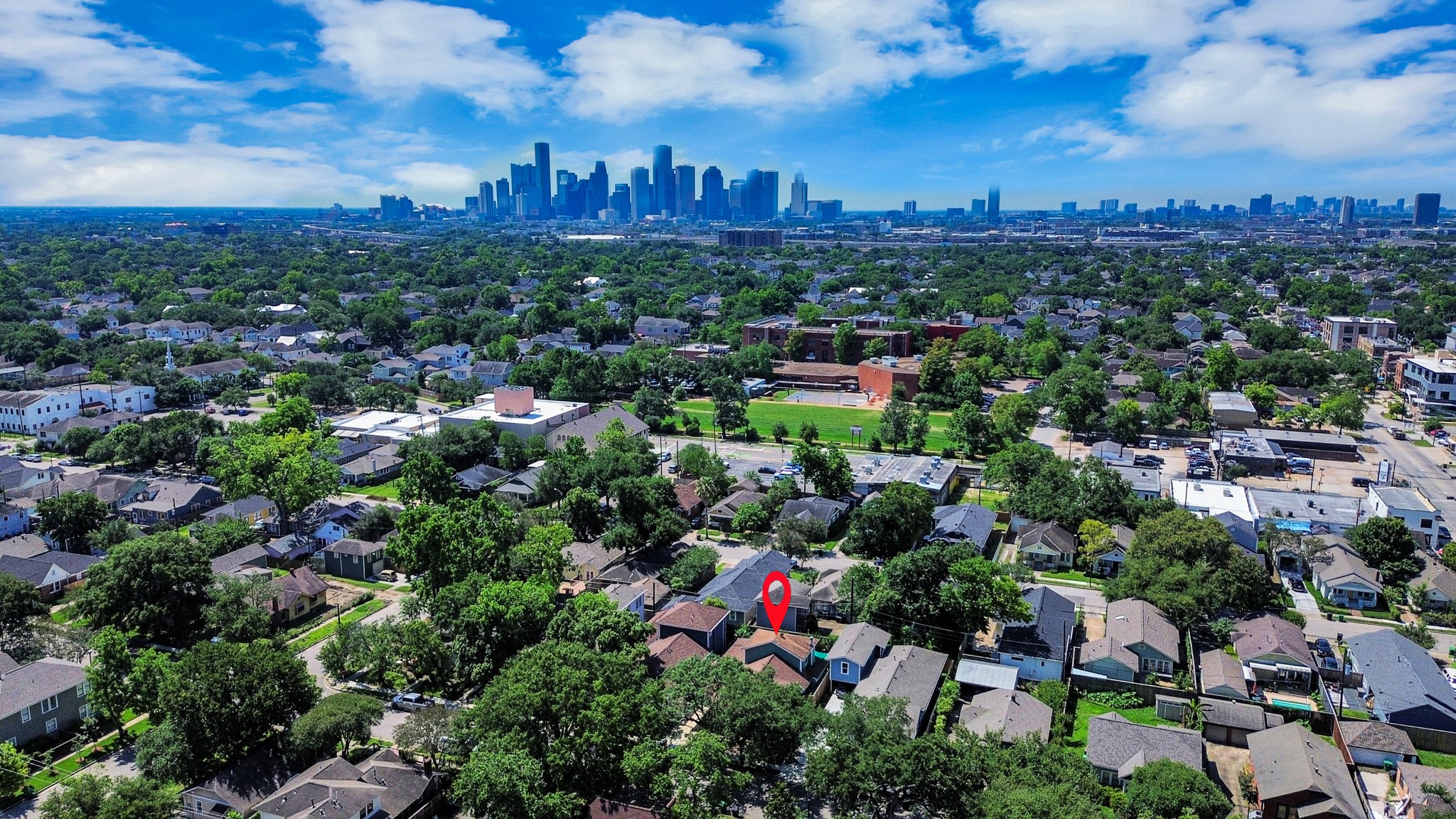 1114 W Cottage Street Property Photo 1