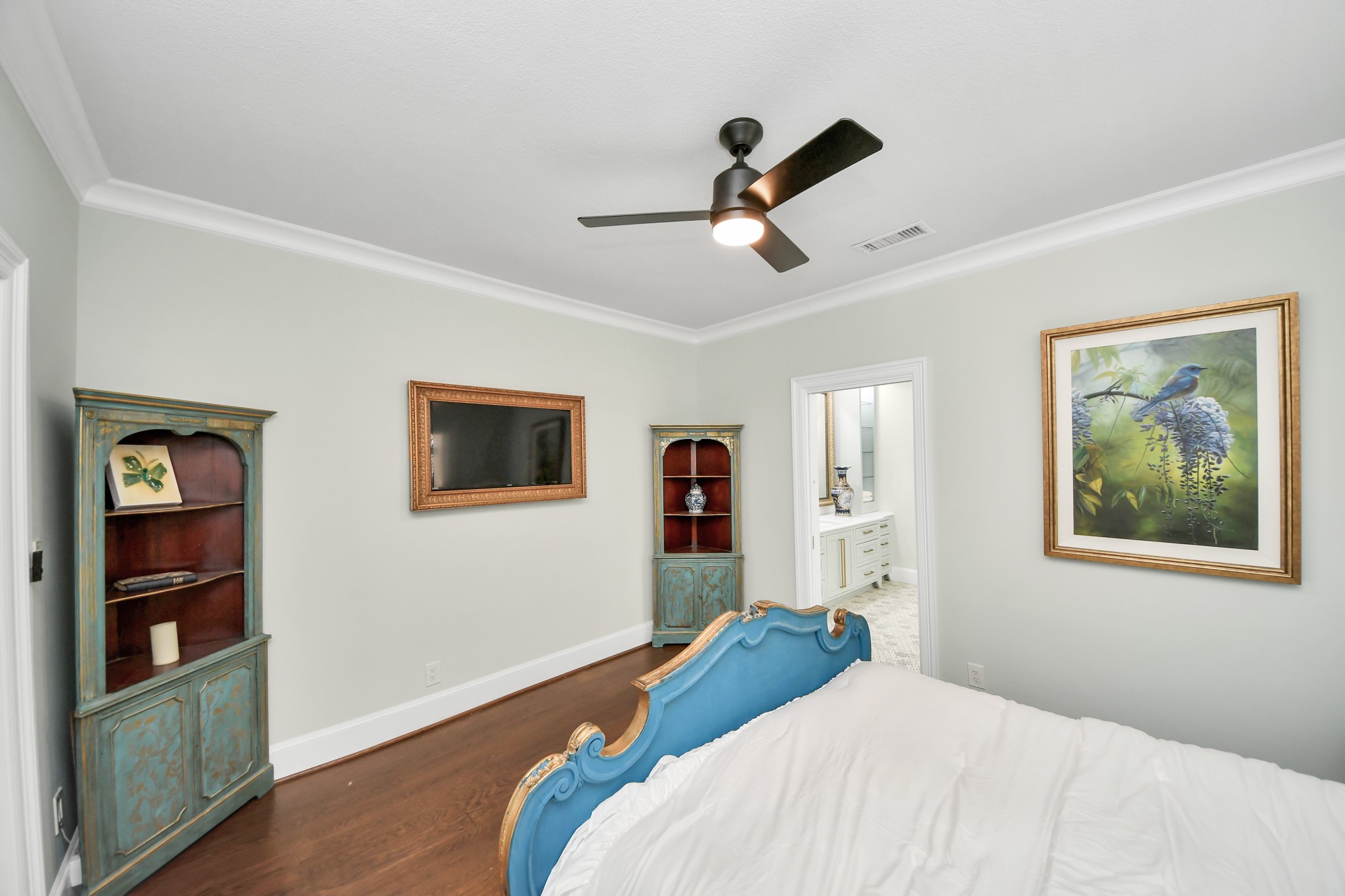 1114 W Cottage Street Property Photo 27