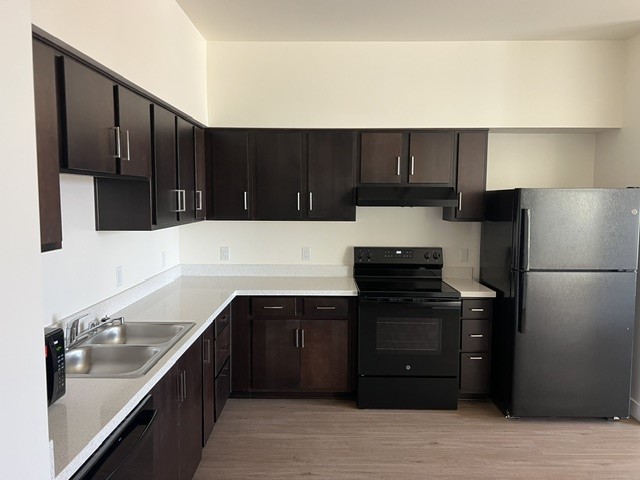 2312 F Avenue Property Photo 13