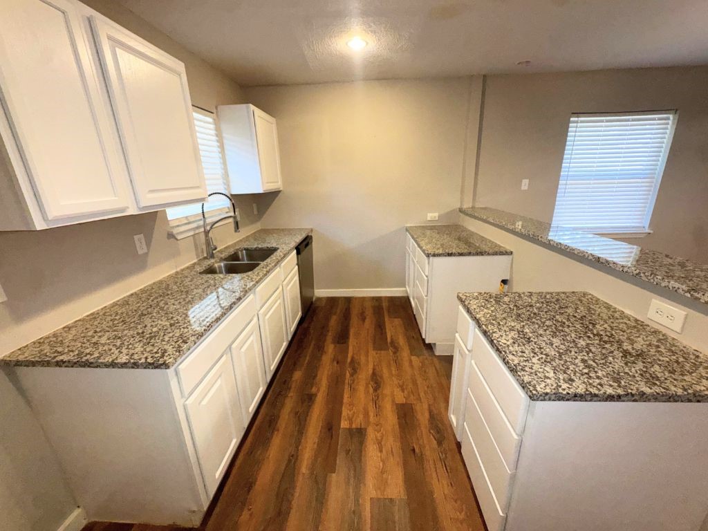 723 Cherry Valley Drive Property Photo 8