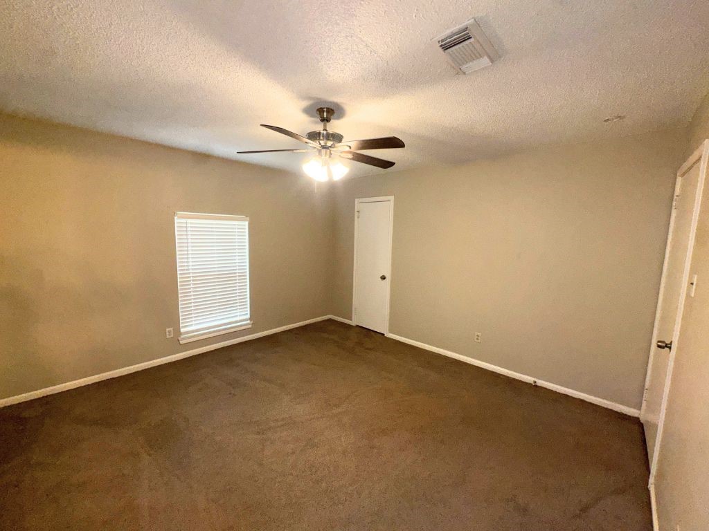 723 Cherry Valley Drive Property Photo 10