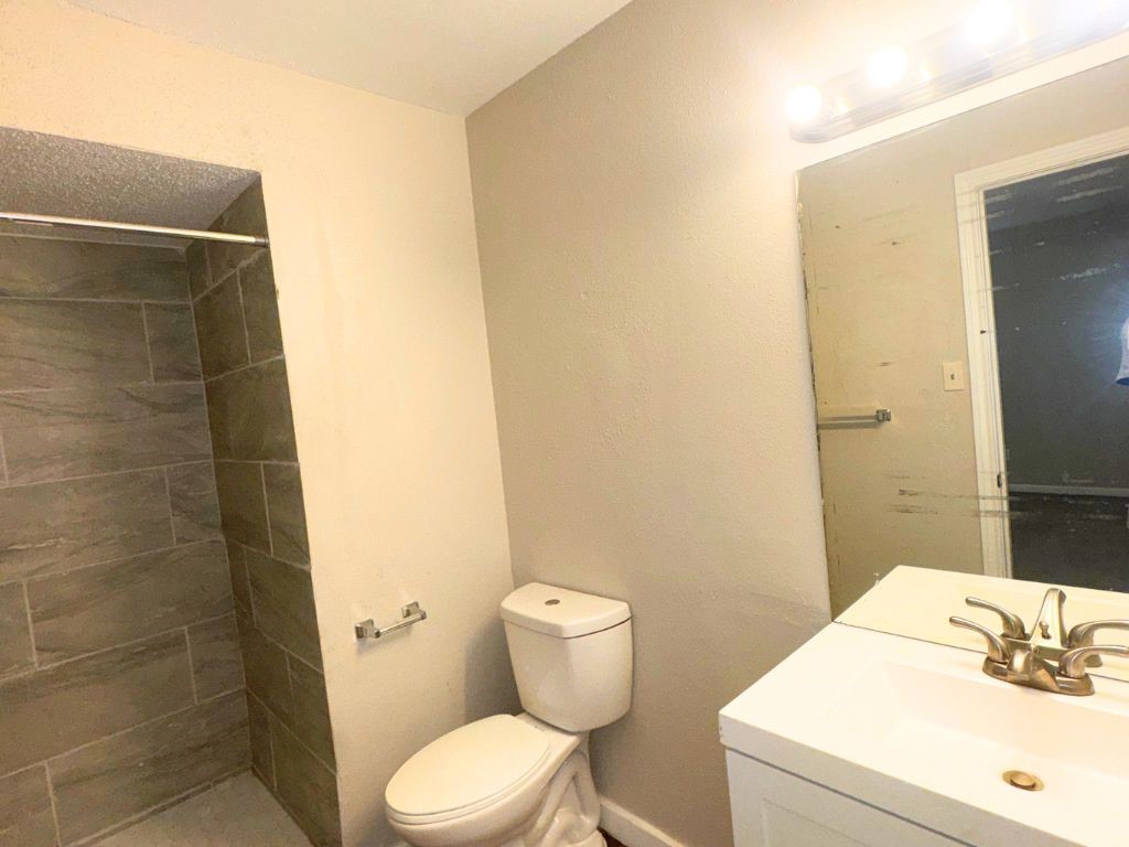 723 Cherry Valley Drive Property Photo 17