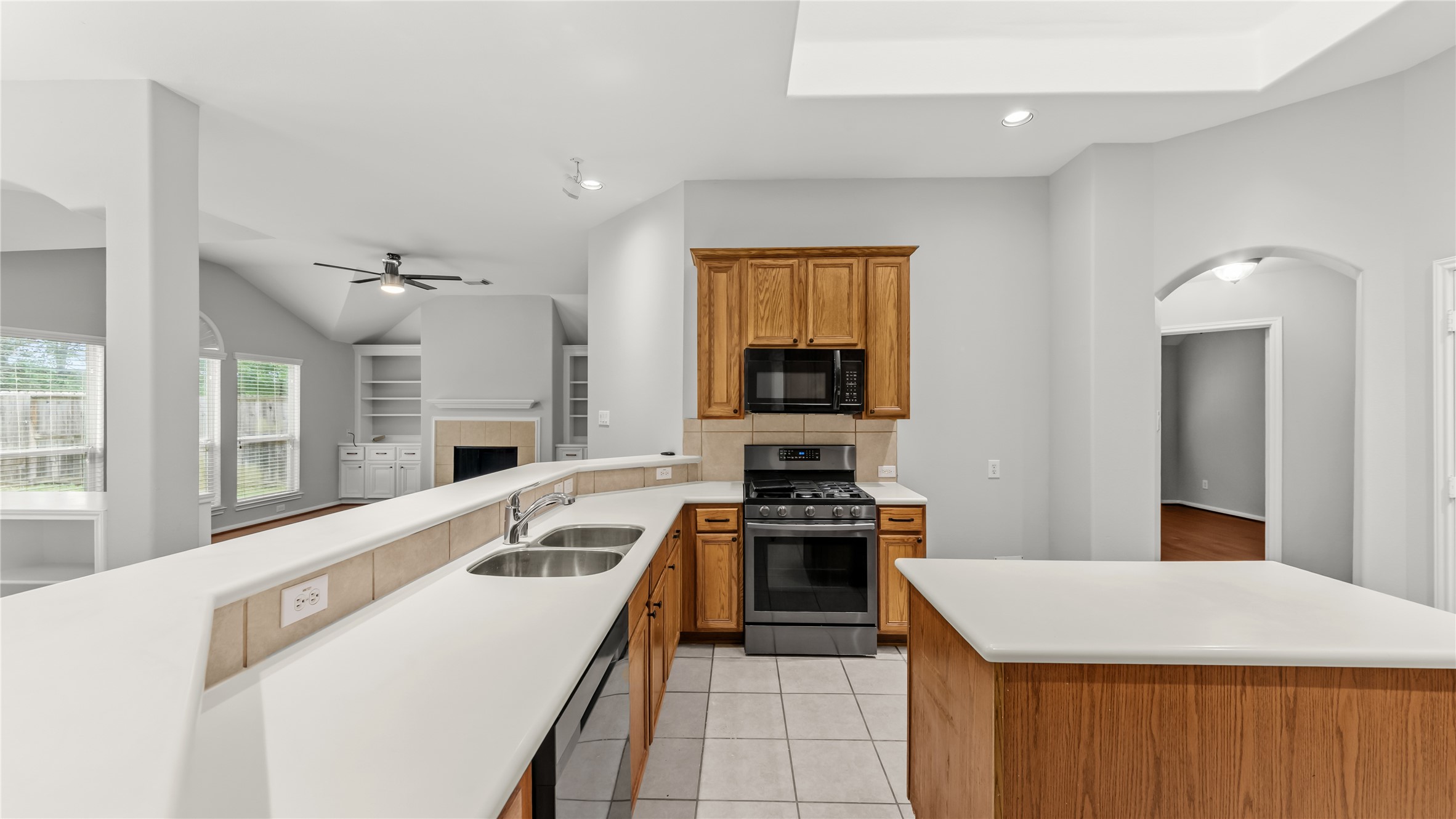 1207 Walston Ridge Drive Property Photo 13
