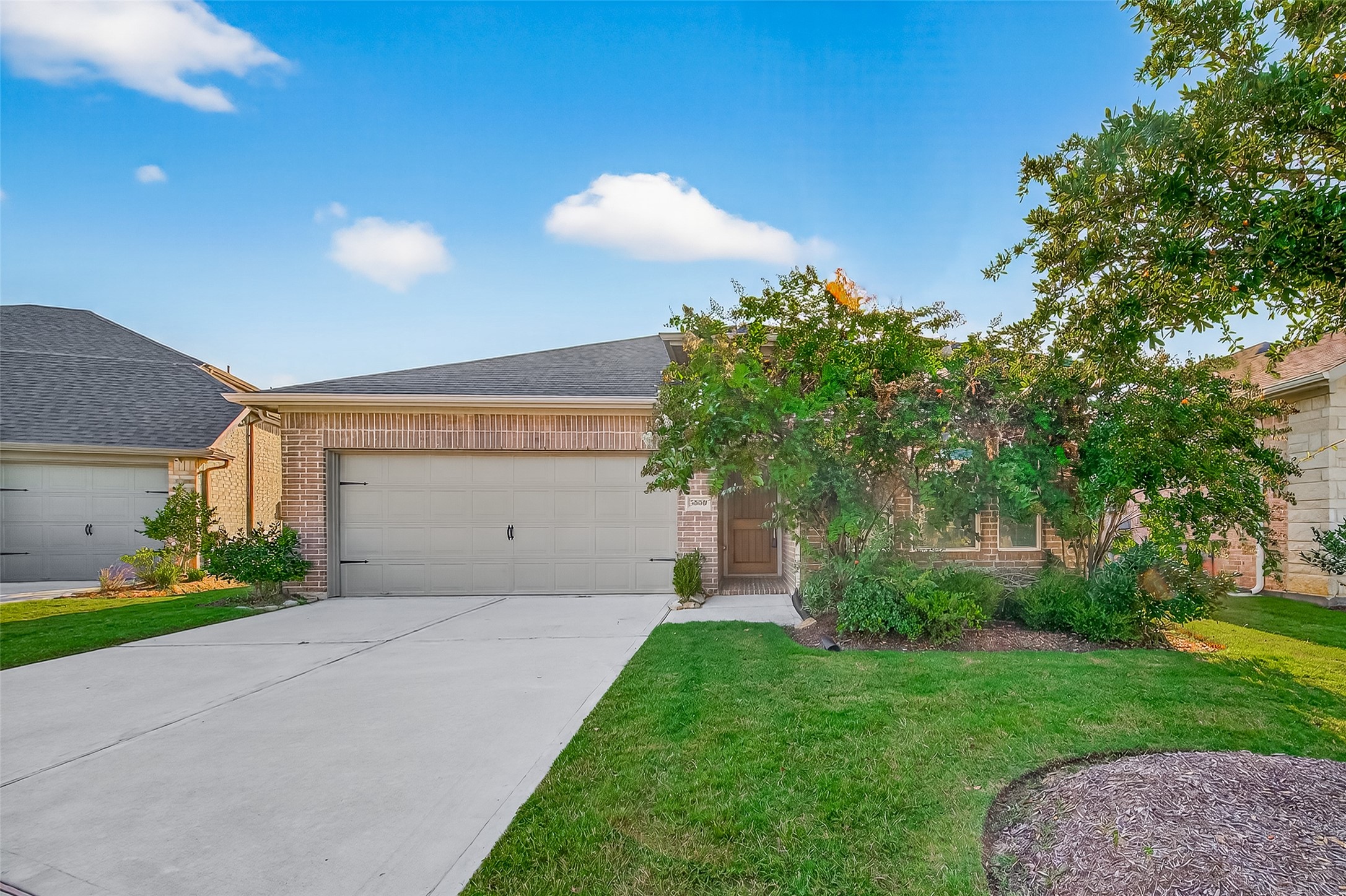 5350 Lantana River Lane Property Photo 2