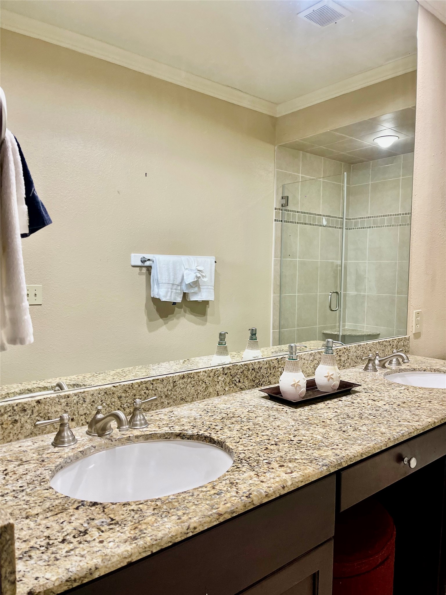7000 Seawall Blvd 215 Property Photo 16