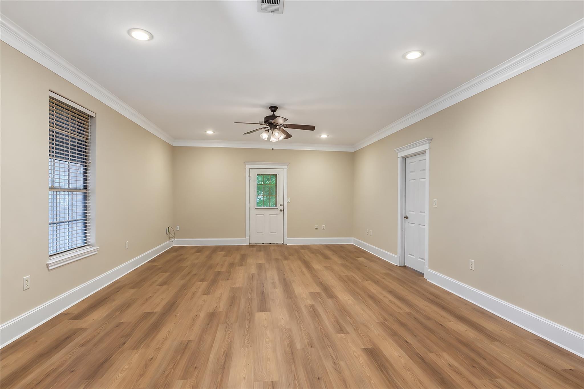 108 Harbour Town Circle Property Photo 9