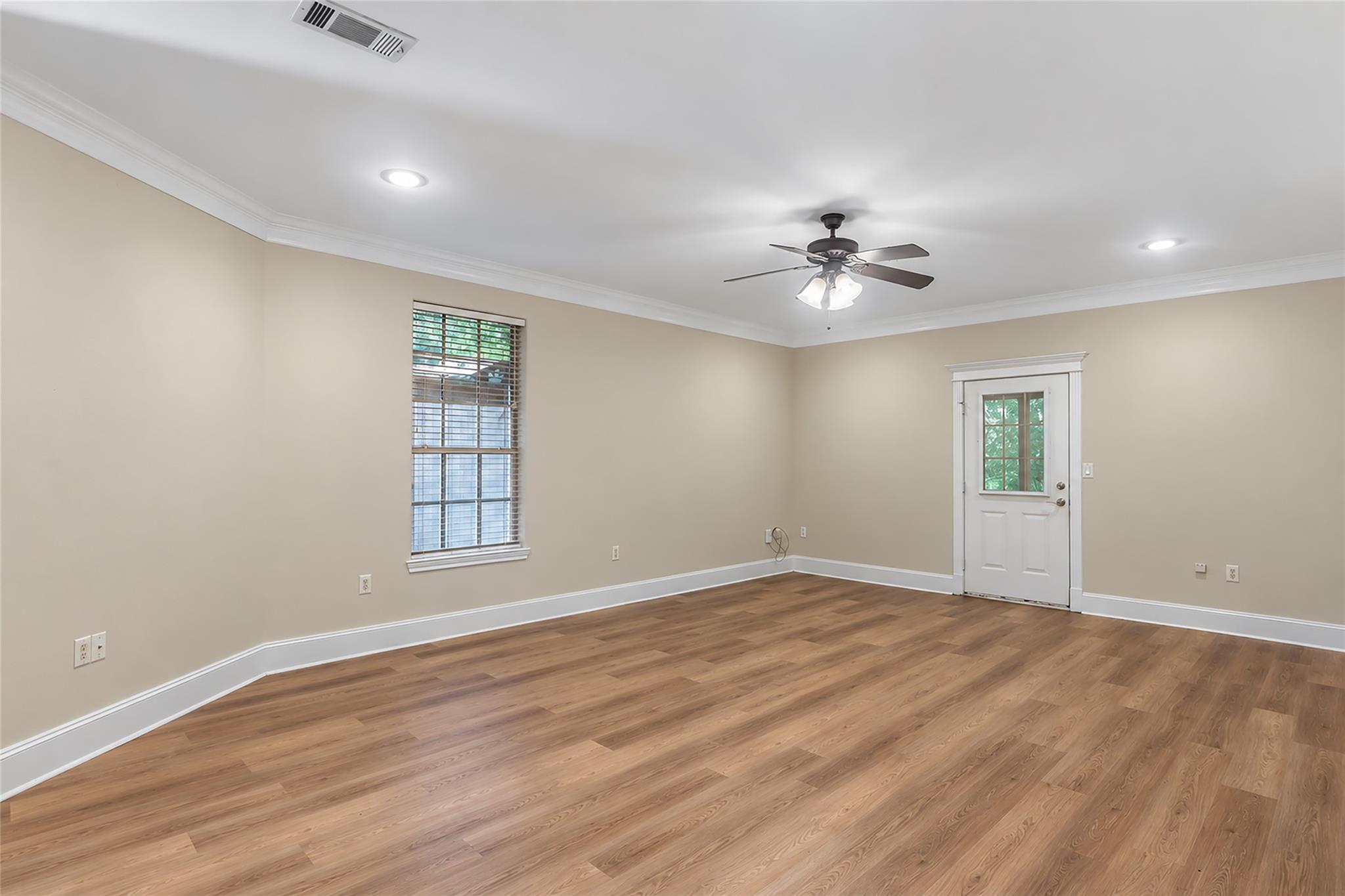 108 Harbour Town Circle Property Photo 10