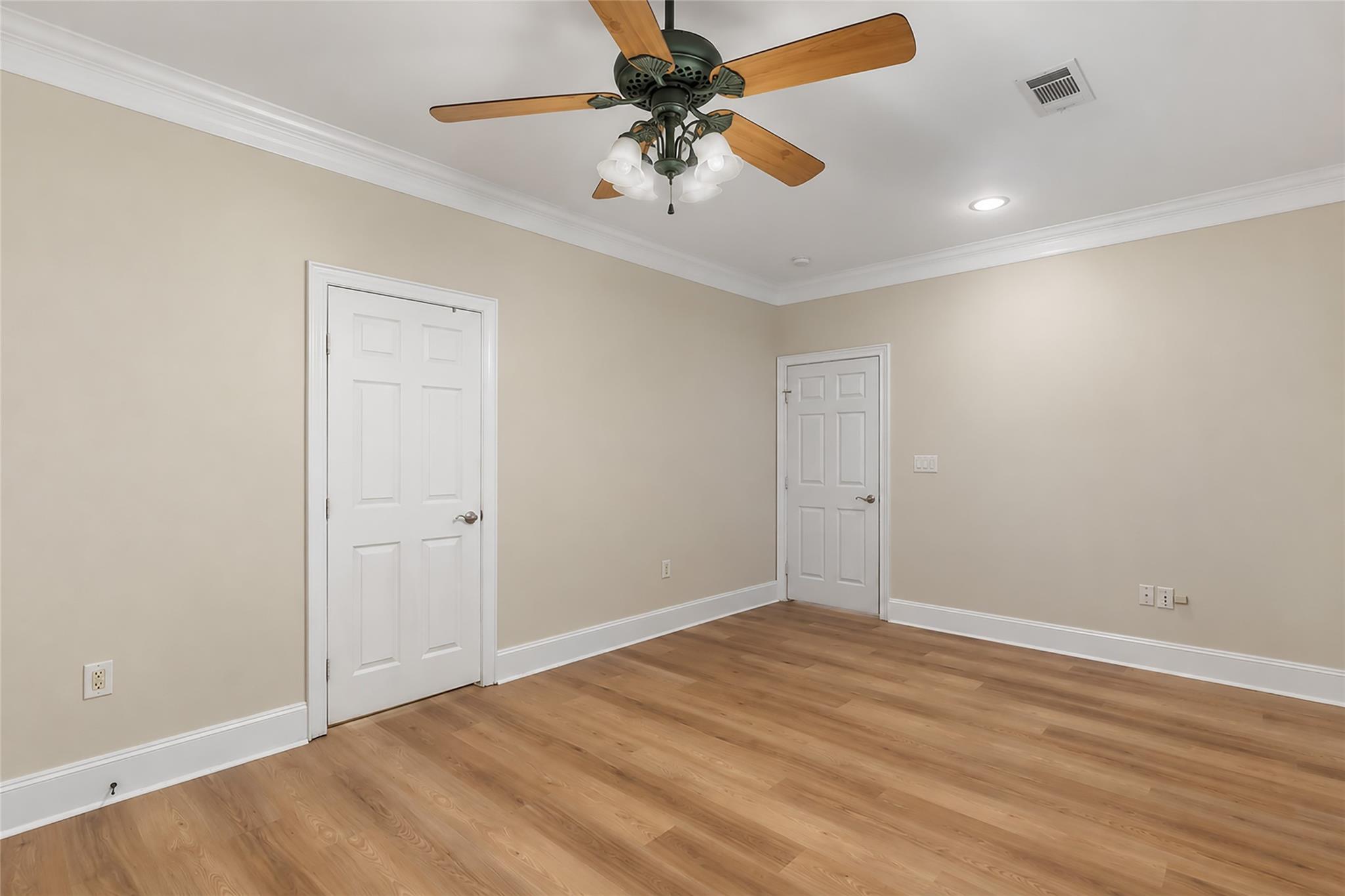 108 Harbour Town Circle Property Photo 14