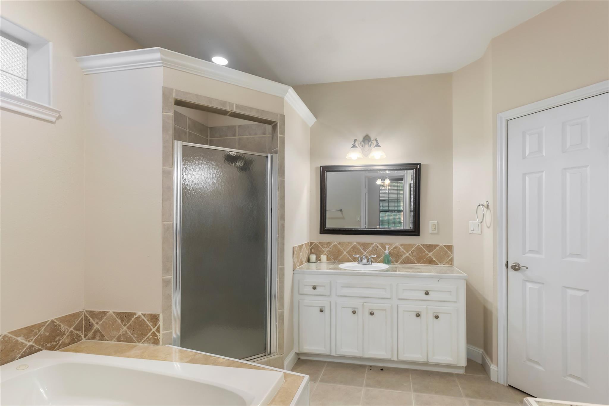 108 Harbour Town Circle Property Photo 15