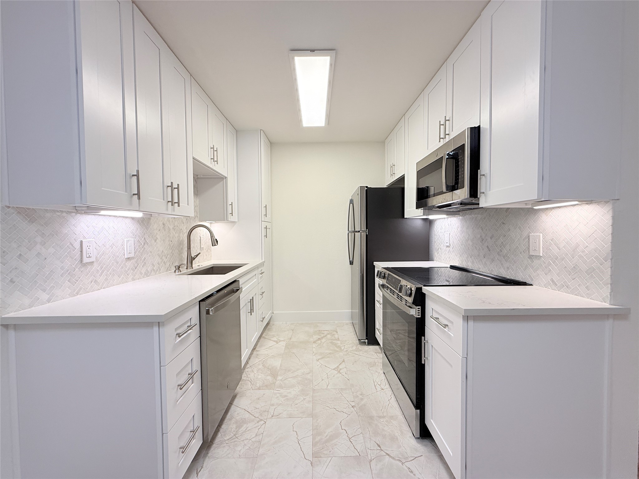 2350 Bering Drive 114 Property Photo 1