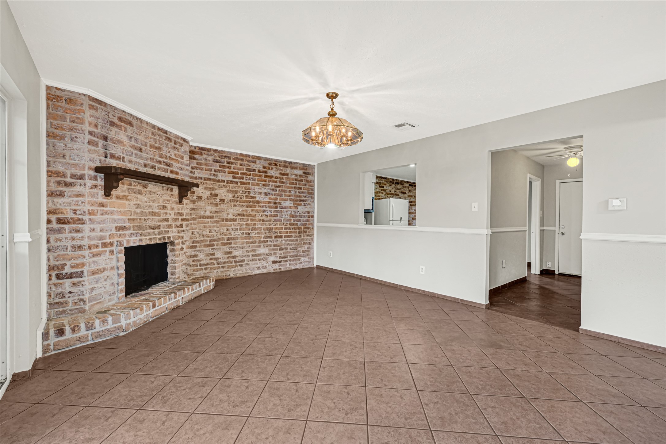 7064 Jetty Lane Property Photo 7