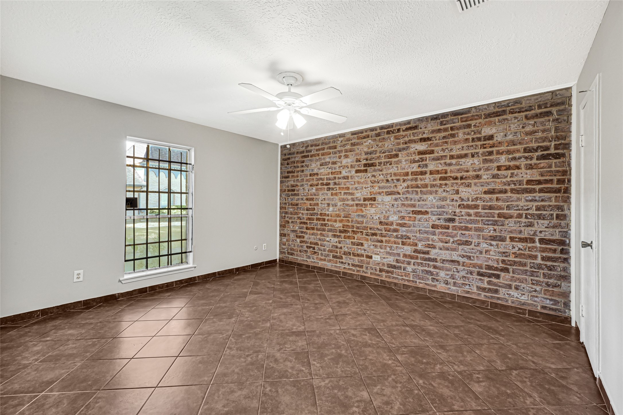 7064 Jetty Lane Property Photo 15