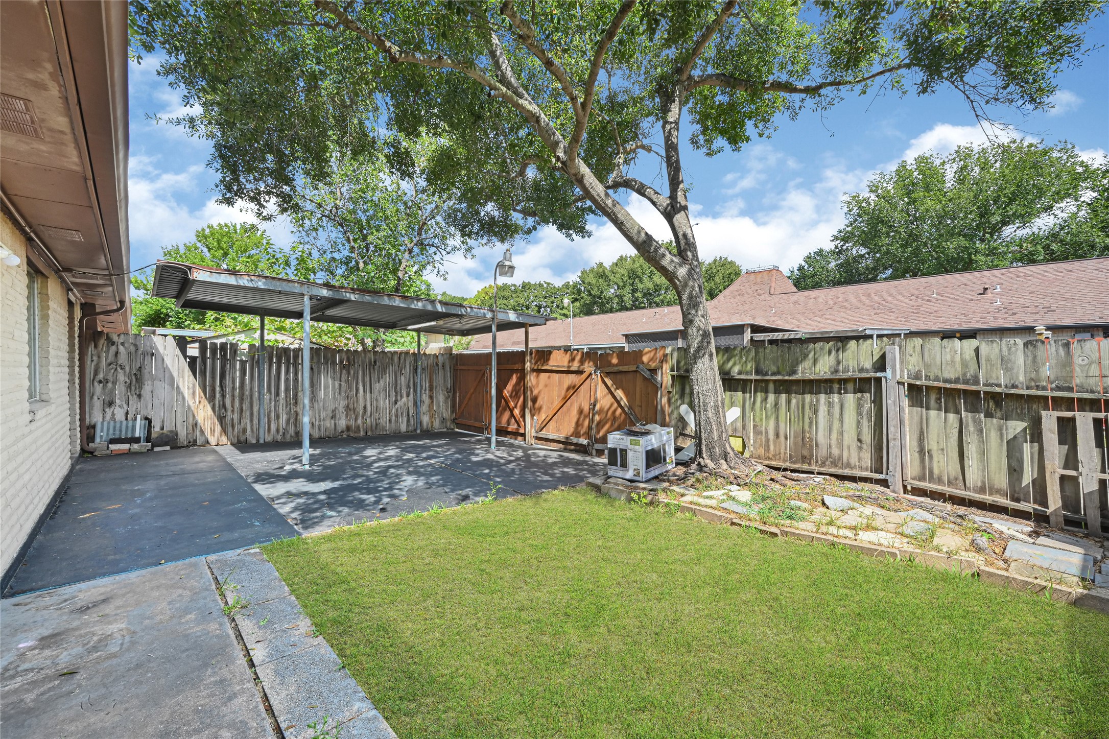 7064 Jetty Lane Property Photo 23