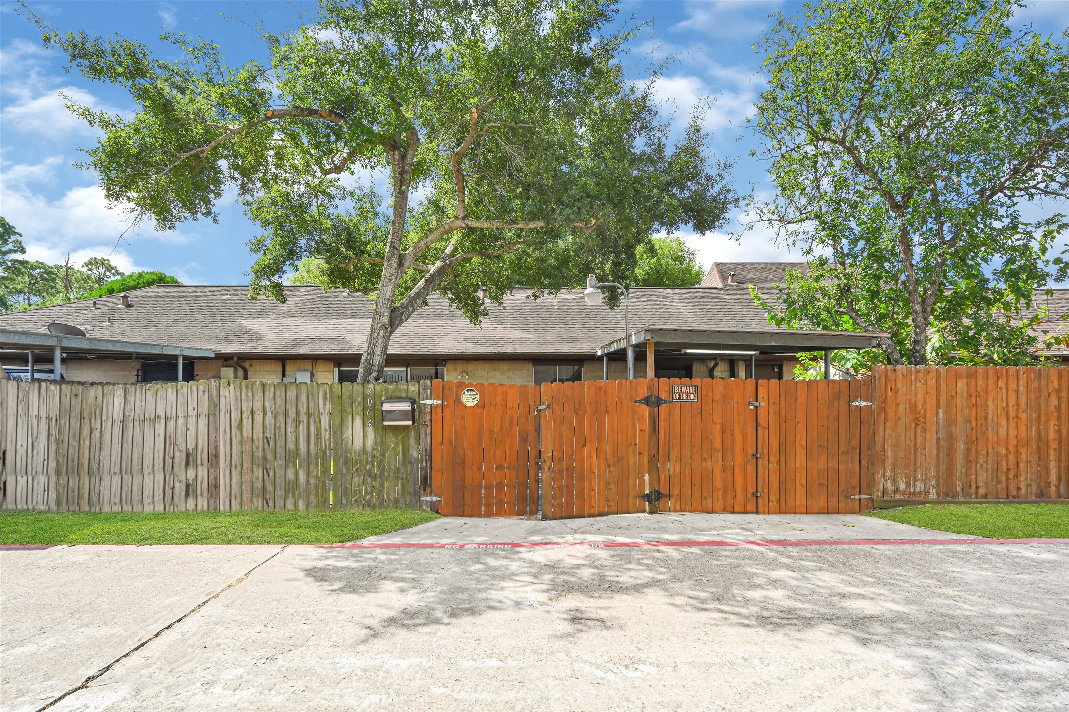 7064 Jetty Lane Property Photo 24