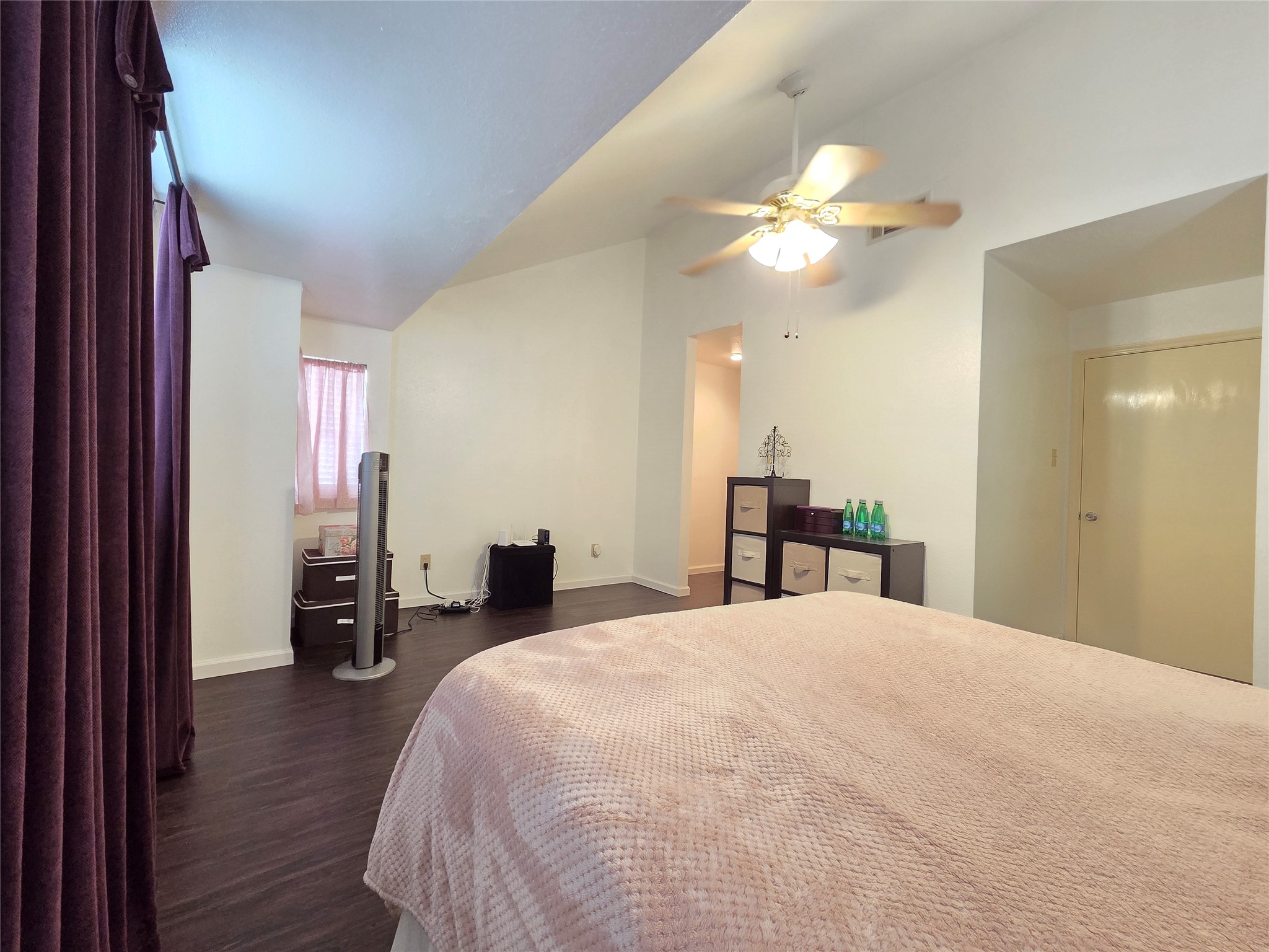 1103 Dulles Avenue 1402 Property Photo 27