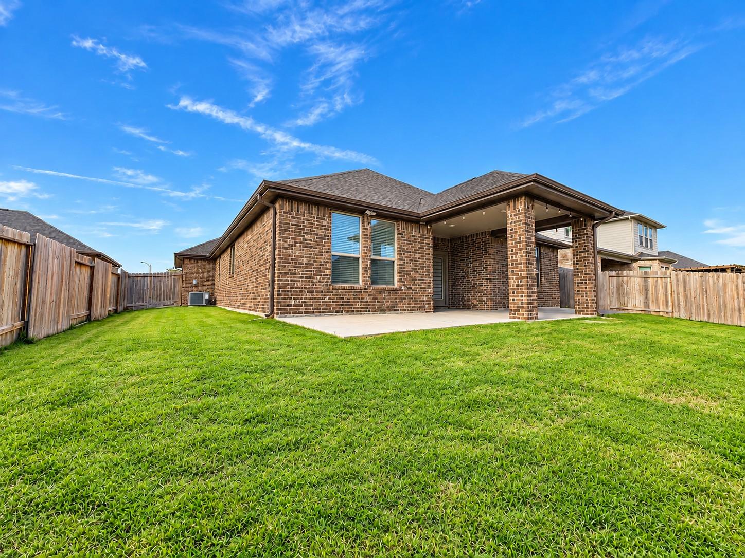 31315 Brown Ferb Dr Property Photo 9
