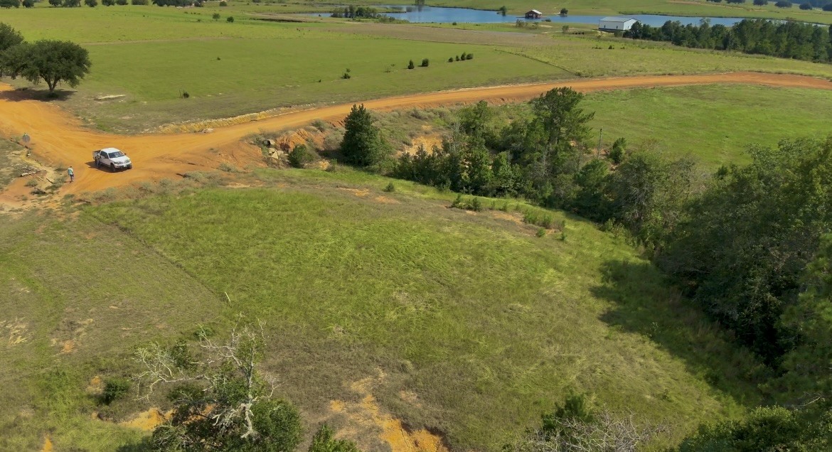 4867 Hunters Creek Property Photo 13