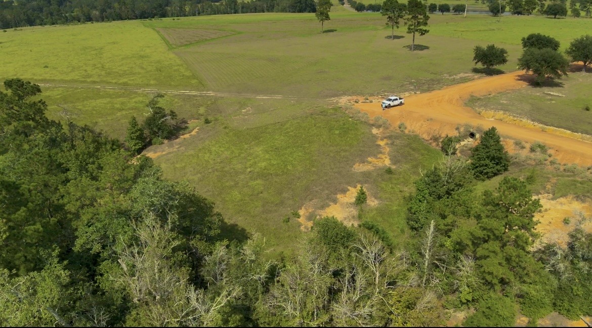 4867 Hunters Creek Property Photo 15