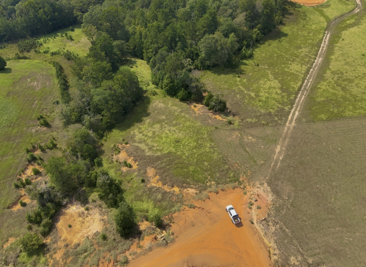 4867 Hunters Creek Property Photo 17