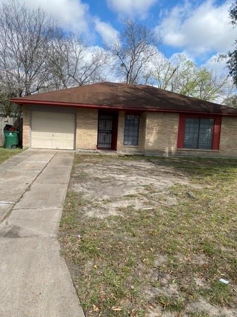 5814 Mackinaw Rd Property Photo 1