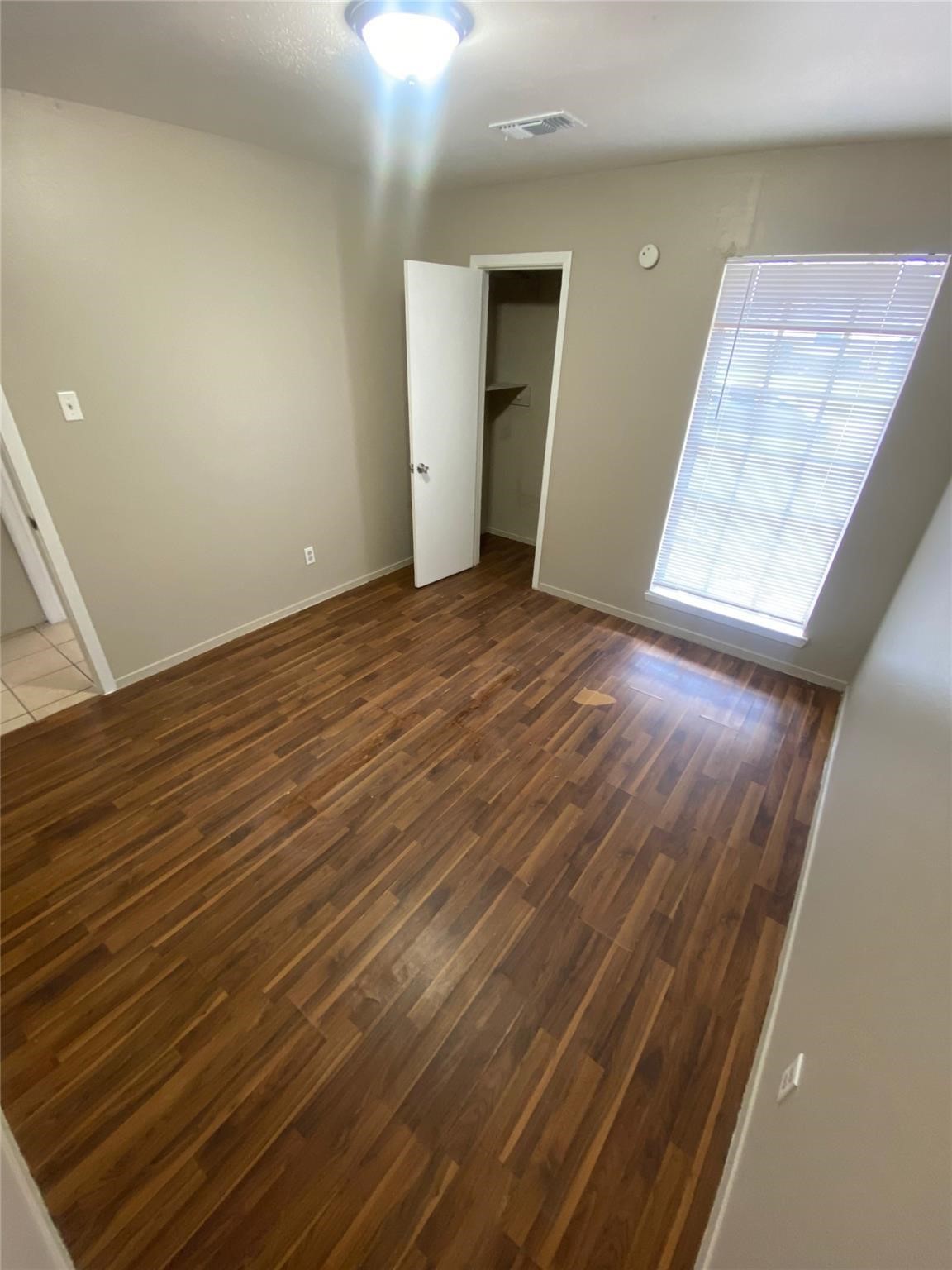 5814 Mackinaw Rd Property Photo 3