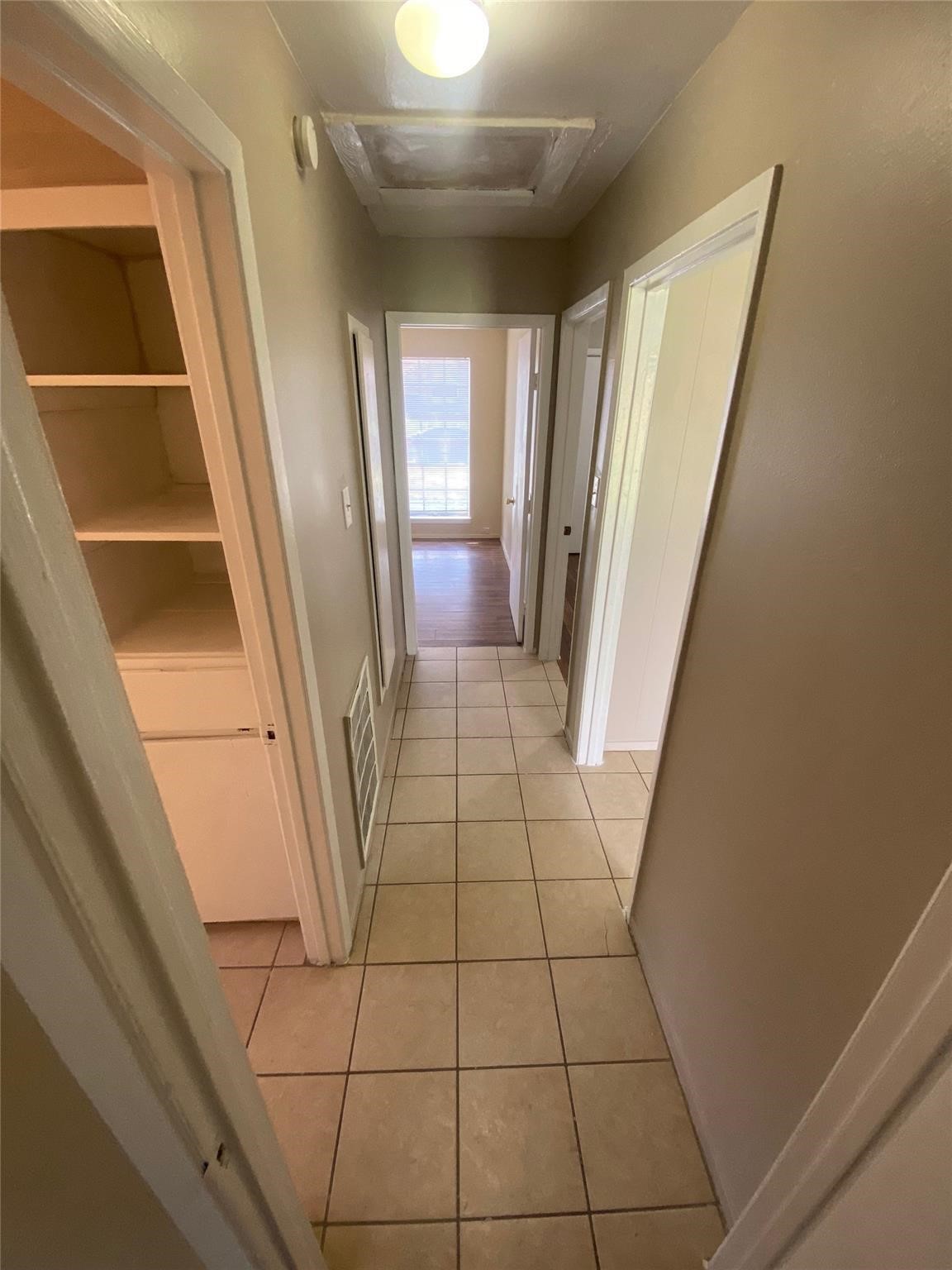 5814 Mackinaw Rd Property Photo 6
