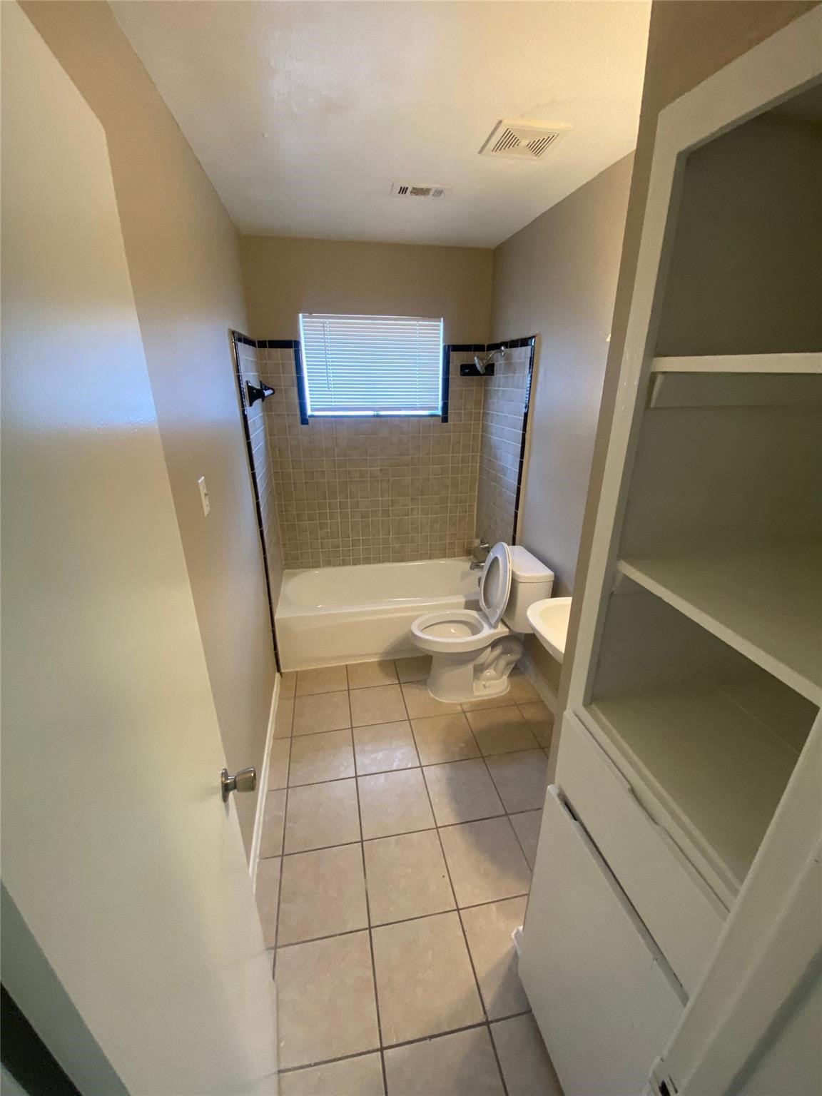 5814 Mackinaw Rd Property Photo 9