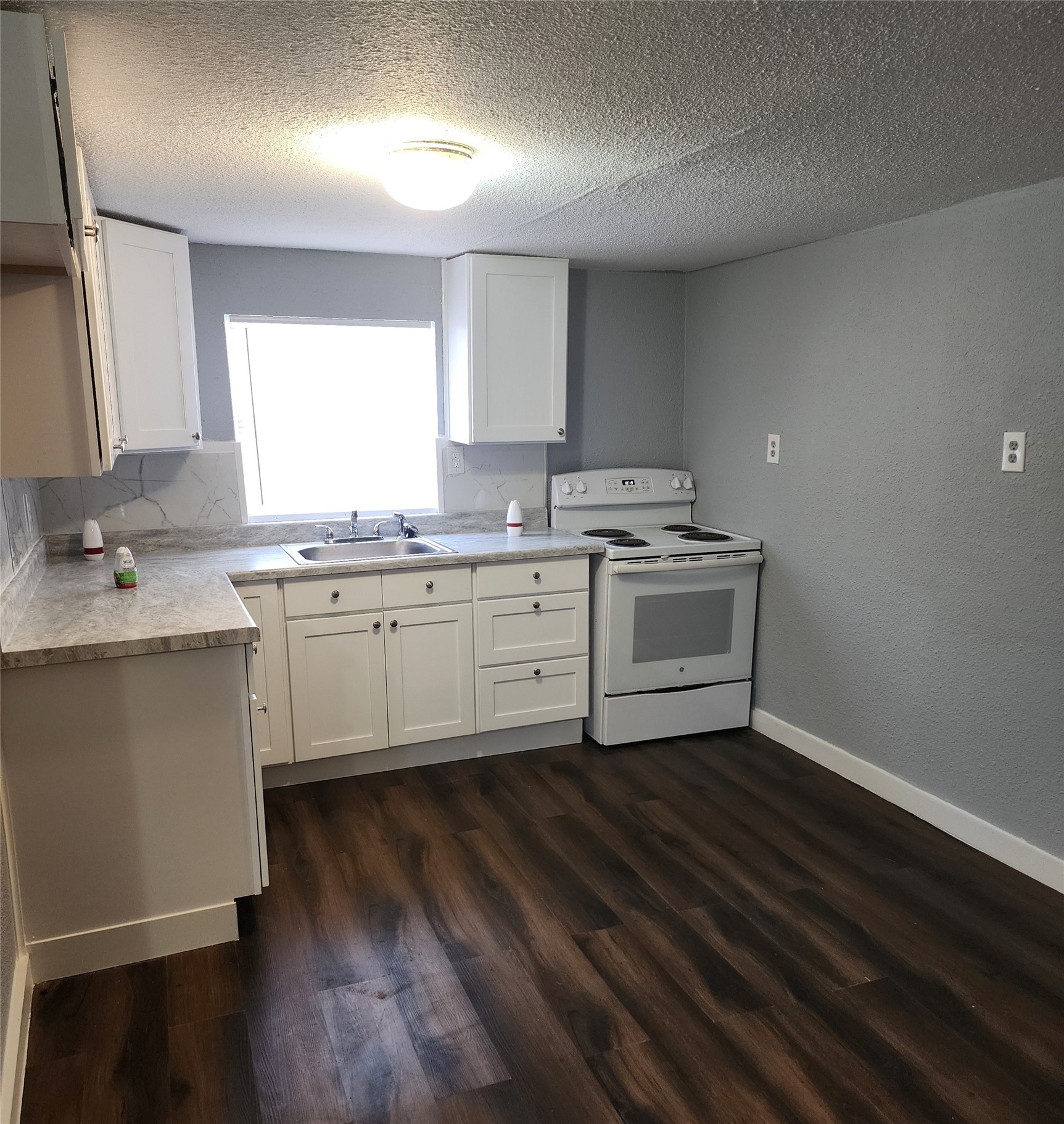 211 Avenue B 1/2 Property Photo 1
